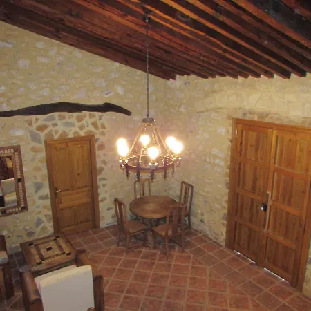 Castillo De Piedra *